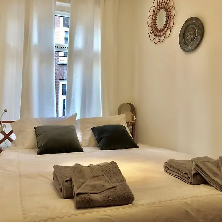 Bee - In The Trendy Jordaan 4* Amsterdam