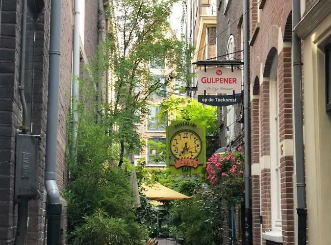 ベッド・アンド・ブレックファスト Bee - In The Trendy Jordaan 4*