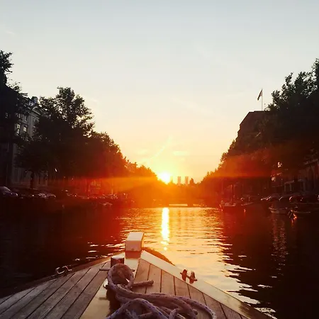 Bee - In The Trendy Jordaan 4* Amsterdam